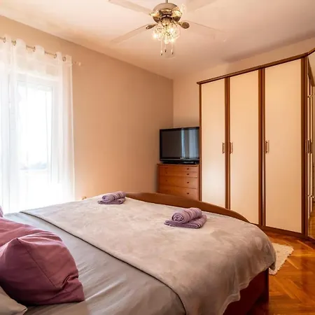 Escape Apartment