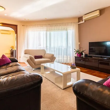 Escape Apartment