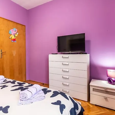 Escape Apartment *